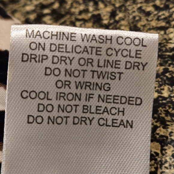 Emily Daniel's Animal Print Sleeveless Collared Pullover Top Women size L - Picture 10 of 11